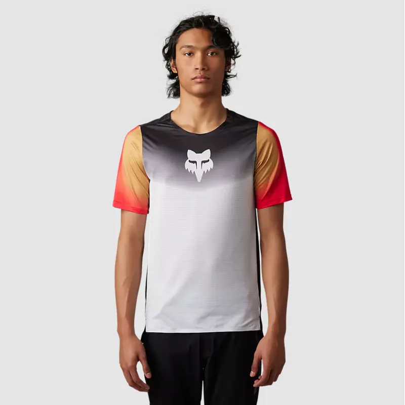 Fox Racing Flexair Novah Short Sleeve Jersey in Black/White-1